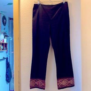 Vintage: Slim fit black capri pants with broad, sparkling, paisley hem
